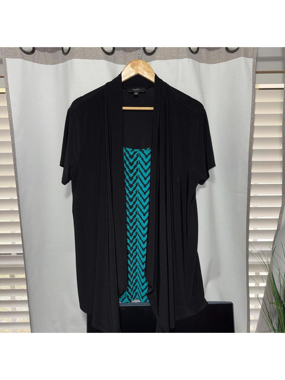 NAIF short sleeve layered open-front top 1x